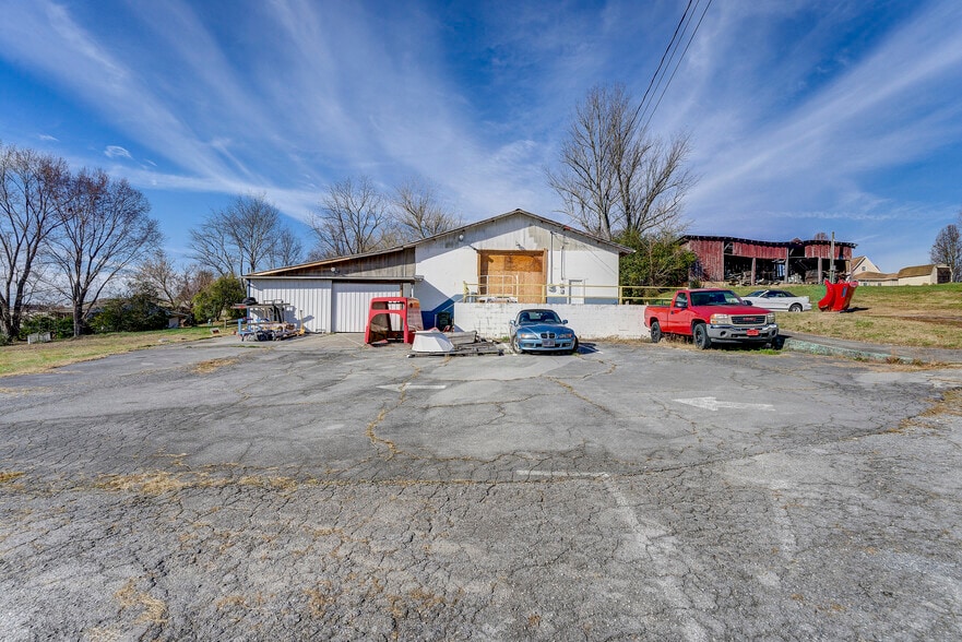 127 Cherry St, Johnson City, TN for sale - Primary Photo - Image 1 of 45