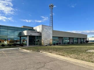 Plus de détails pour 2121 SW Chelsea Dr, Topeka, KS - Local d'activités à louer