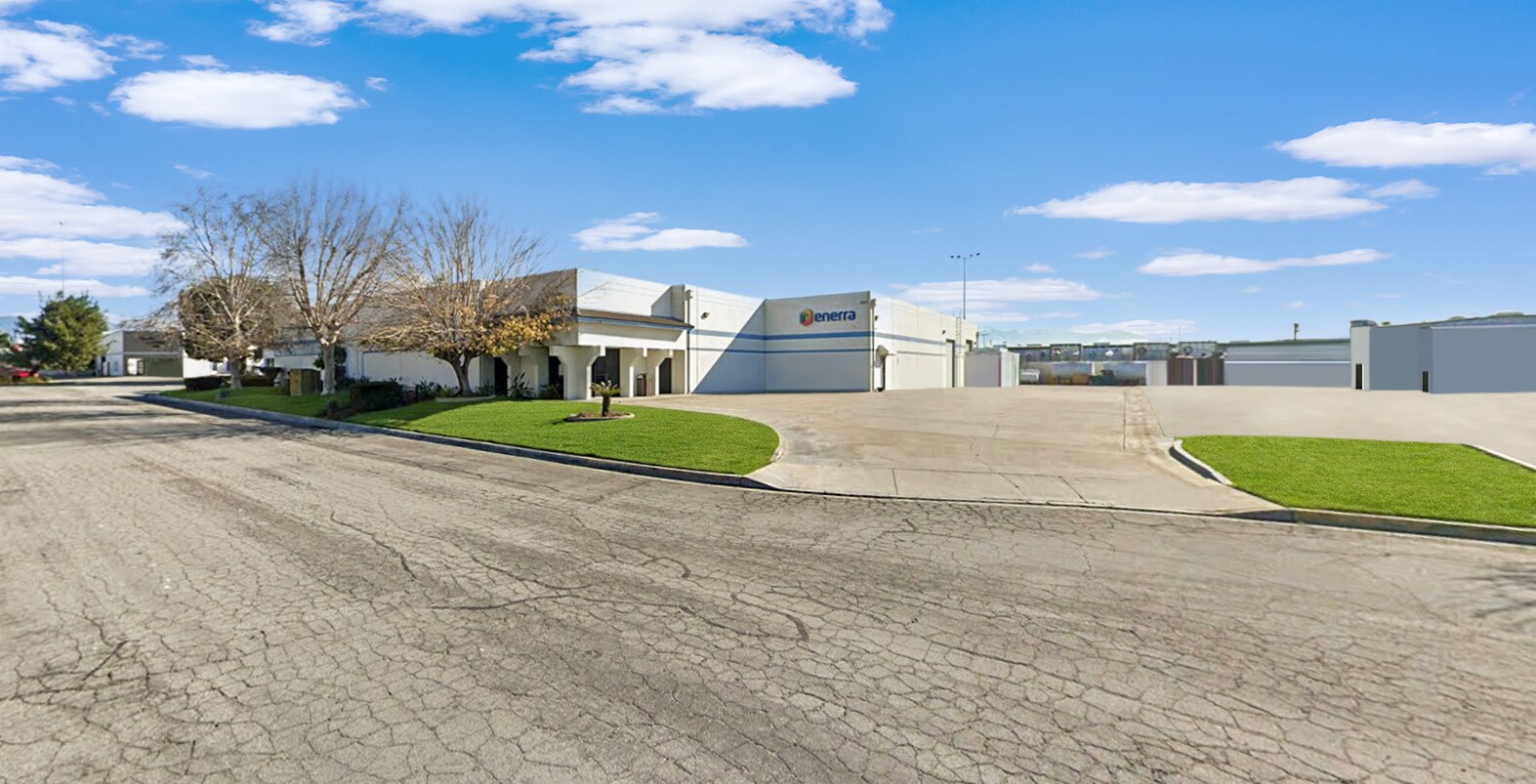 2259 S Vista Ave, Bloomington, CA à vendre Photo du bâtiment- Image 1 de 7