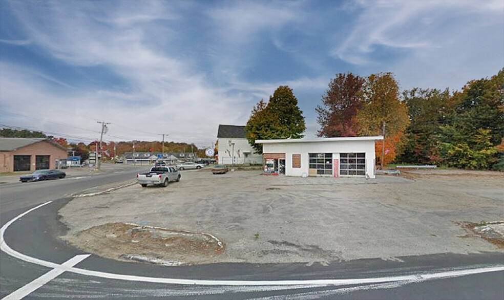 4 Northeast Rd, Standish, ME for sale - Building Photo - Image 1 of 1