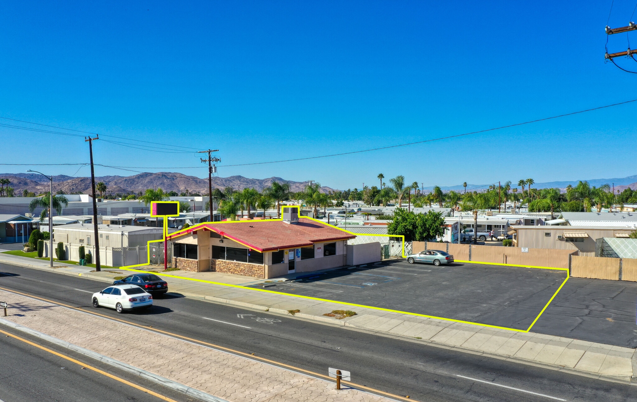 1338-1340 W Florida Ave, Hemet, CA for lease Primary Photo- Image 1 of 30