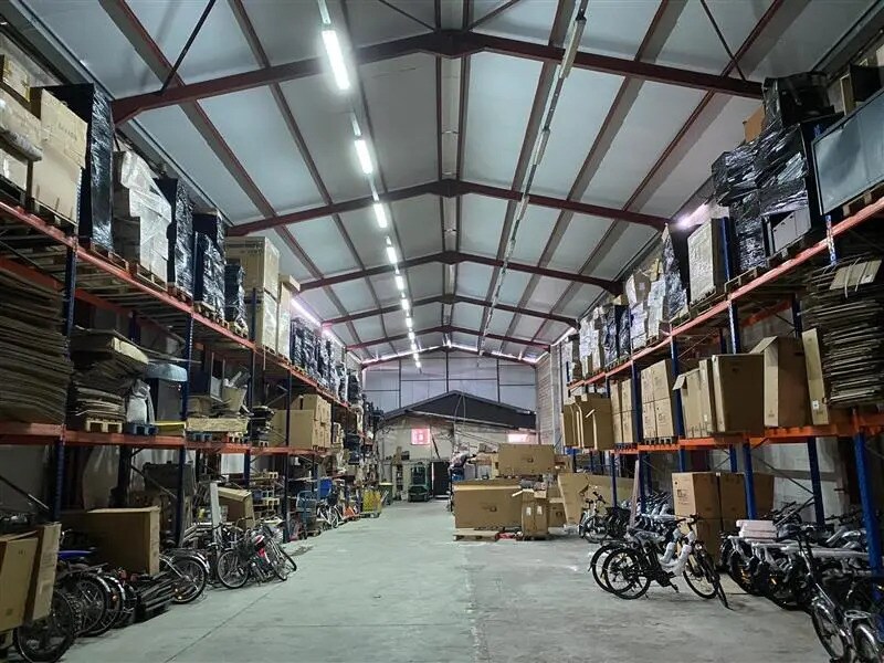 Flex in Bagnolet for lease Building Photo- Image 1 of 7