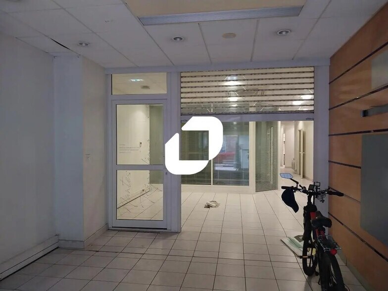 Commerce de détail dans Nantes à louer - Photo intérieure - Image 2 de 15