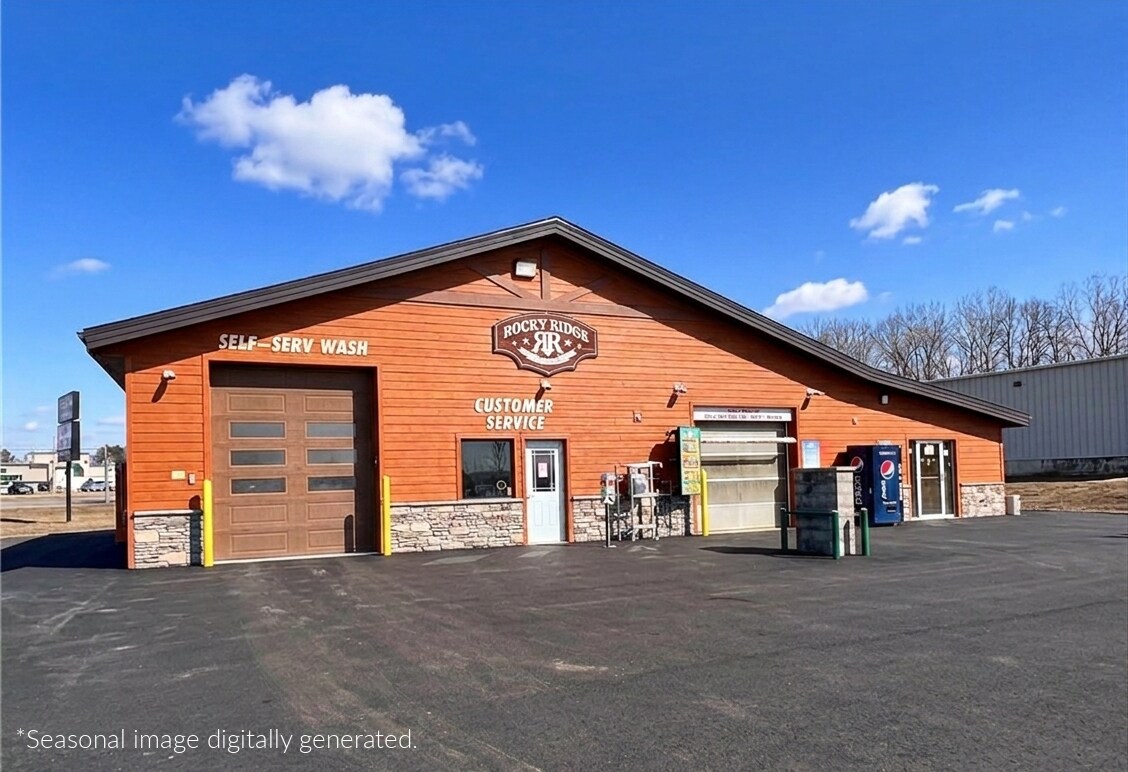 701 S River St, Spooner, WI à vendre Photo principale- Image 1 de 19