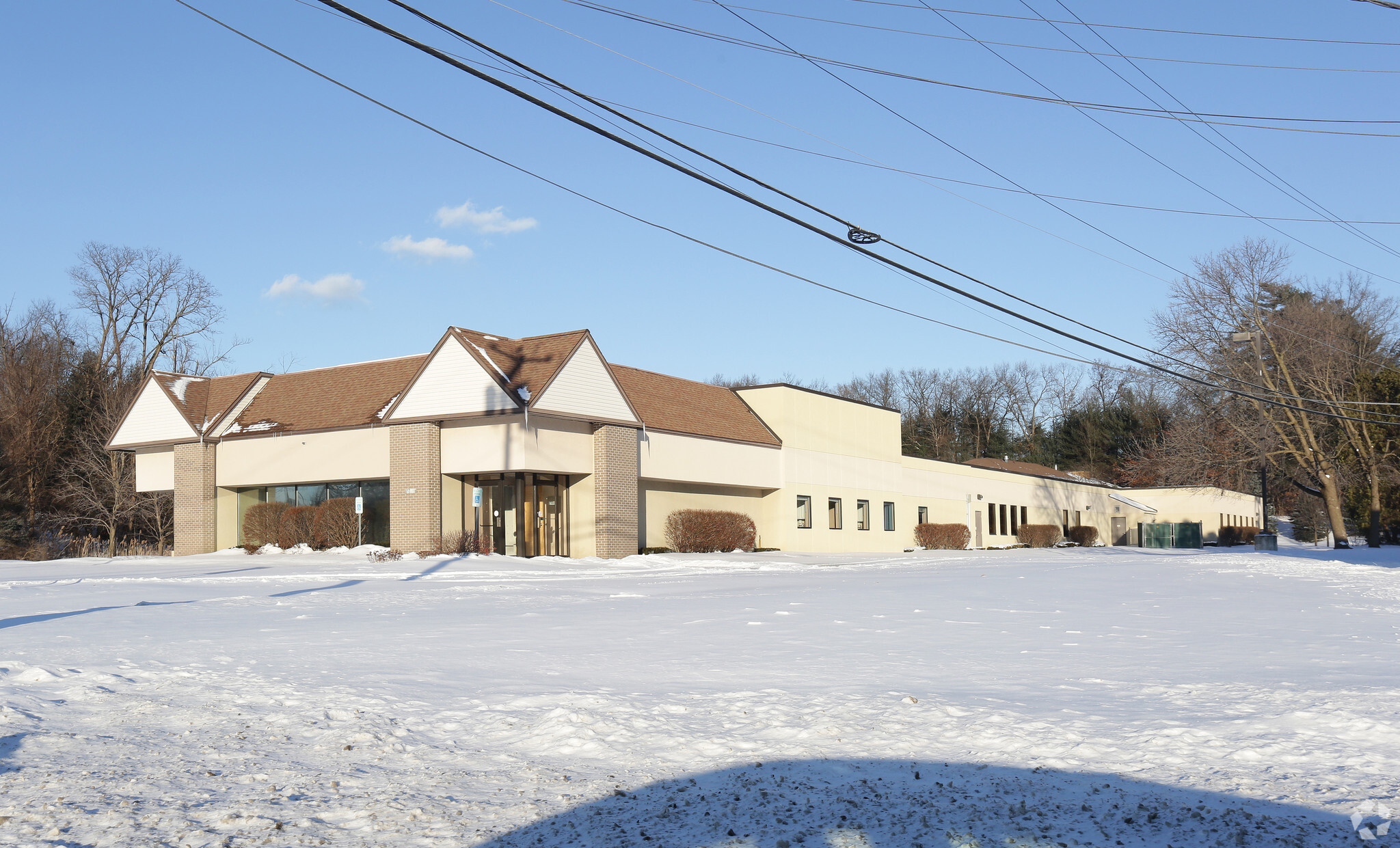 1735 Route 9, Clifton Park, NY for sale Primary Photo- Image 1 of 1