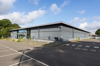 Plus de détails pour Kingstanding Way, Tunbridge Wells - Commerce de détail à vendre