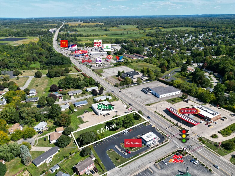 824 Main St E, Girard, PA à vendre - Photo du bâtiment - Image 1 de 3