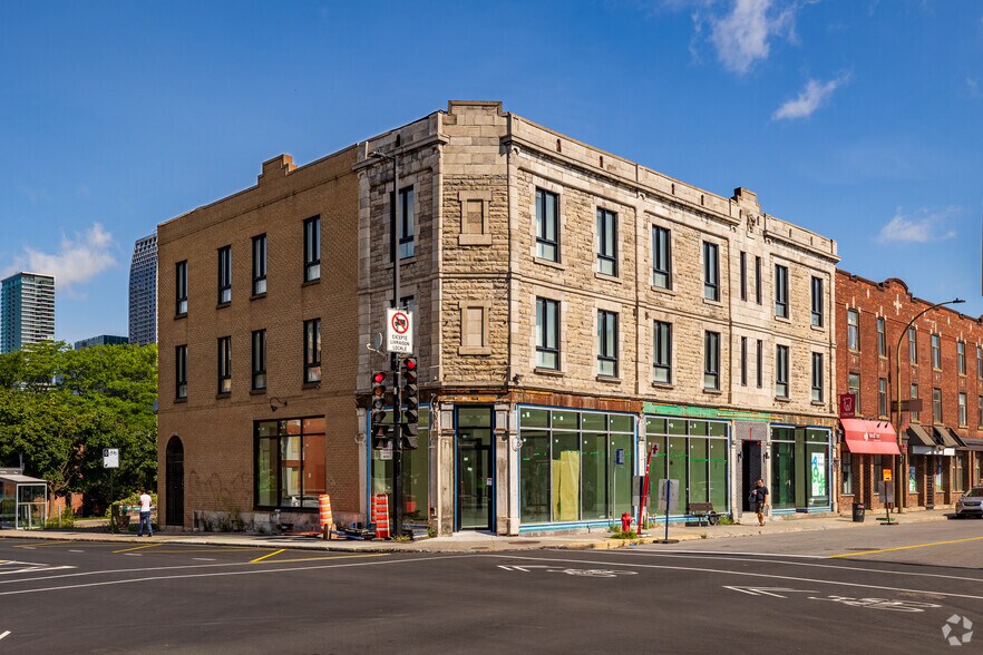 1539-1551 Rue Notre-Dame O, Montréal, QC for sale - Primary Photo - Image 1 of 1