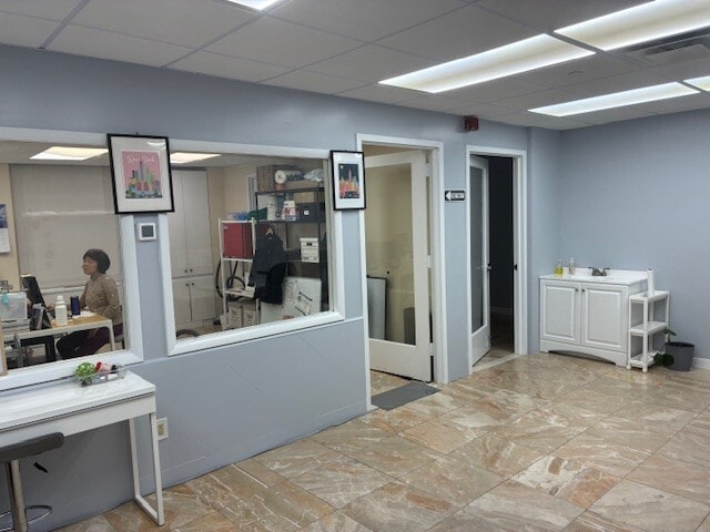 34-36 W 44th St, New York, NY à louer Photo intérieure- Image 1 de 3