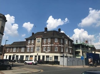 Plus de détails pour 299 Barking Rd, Londres - Commerce de détail à louer