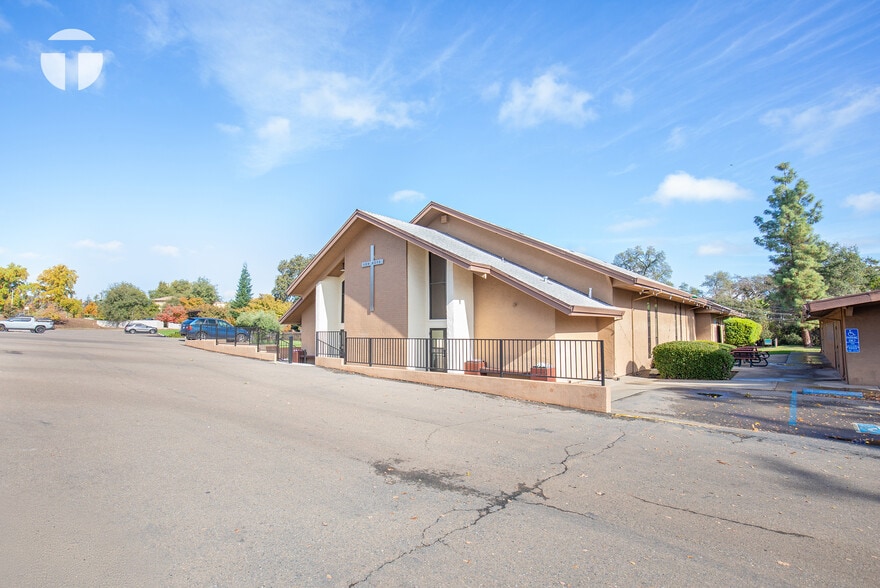 6240 Verner Ave, Sacramento, CA à vendre - Photo du bâtiment - Image 2 de 30