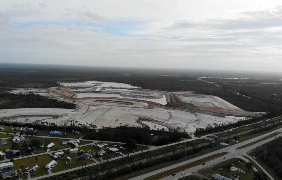 Tuckers Grade, Punta Gorda, FL for sale - Building Photo - Image 3 of 4