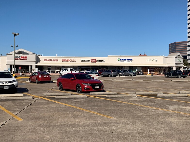 5727 Westheimer Rd, Houston, TX for lease - Building Photo - Image 3 of 9