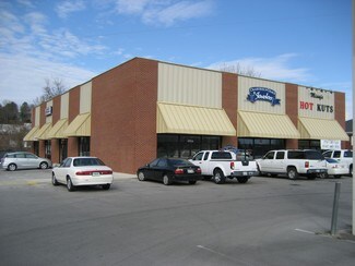 Plus de détails pour 470 Neal St, Cookeville, TN - Commerce de détail à louer