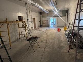 Plus de détails pour 5438-5440 Monte Vista St, Los Angeles, CA - Industriel à louer