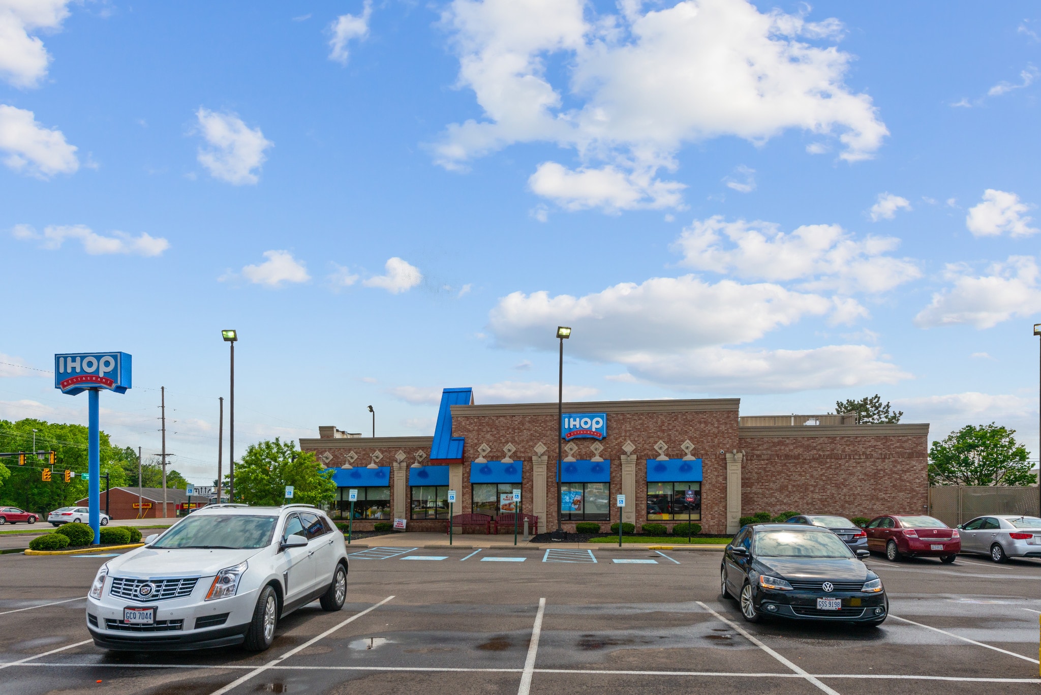 607 Hebron Rd, Heath, OH for lease Building Photo- Image 1 of 16