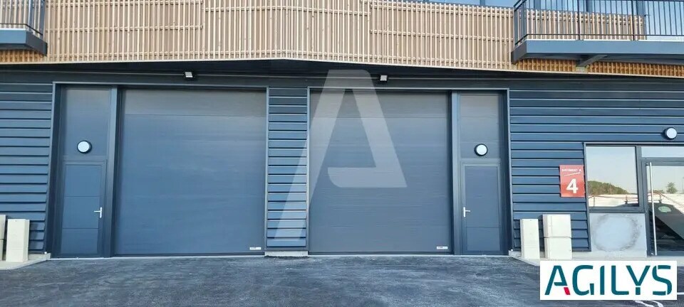 Flex in Moissy-Cramayel for sale - Building Photo - Image 3 of 12