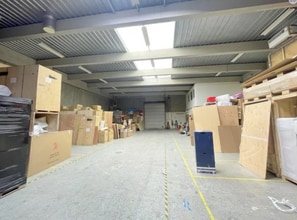 Rue Jules Vercruysse, Argenteuil for lease Interior Photo- Image 2 of 9