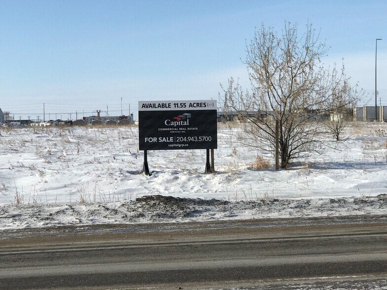 4100 Portage Avenue portfolio of 2 properties for sale on LoopNet.ca - Building Photo - Image 2 of 3