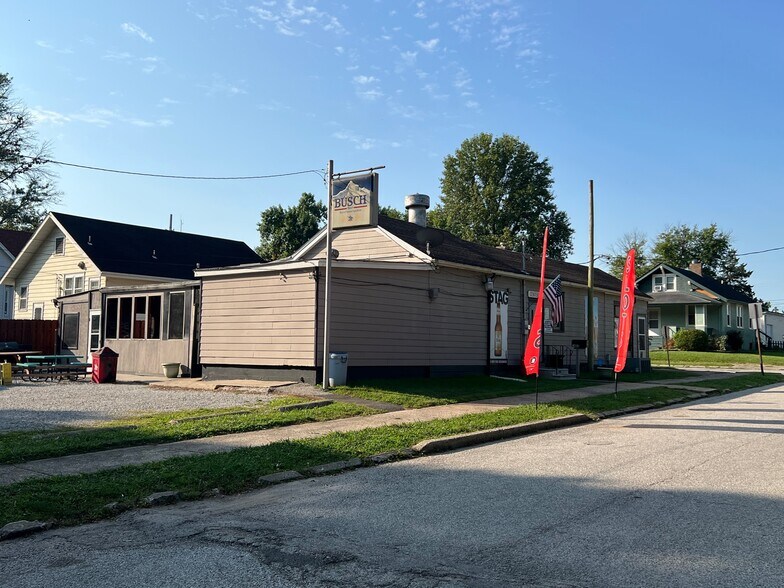 1403 E A St, Belleville, IL for sale - Building Photo - Image 1 of 1