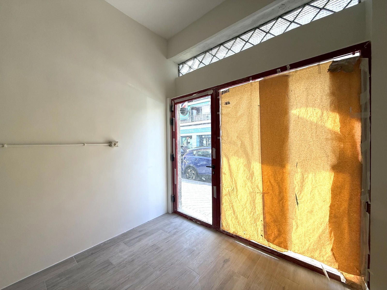 Retail in Madrid, Madrid for lease Interior Photo- Image 1 of 3