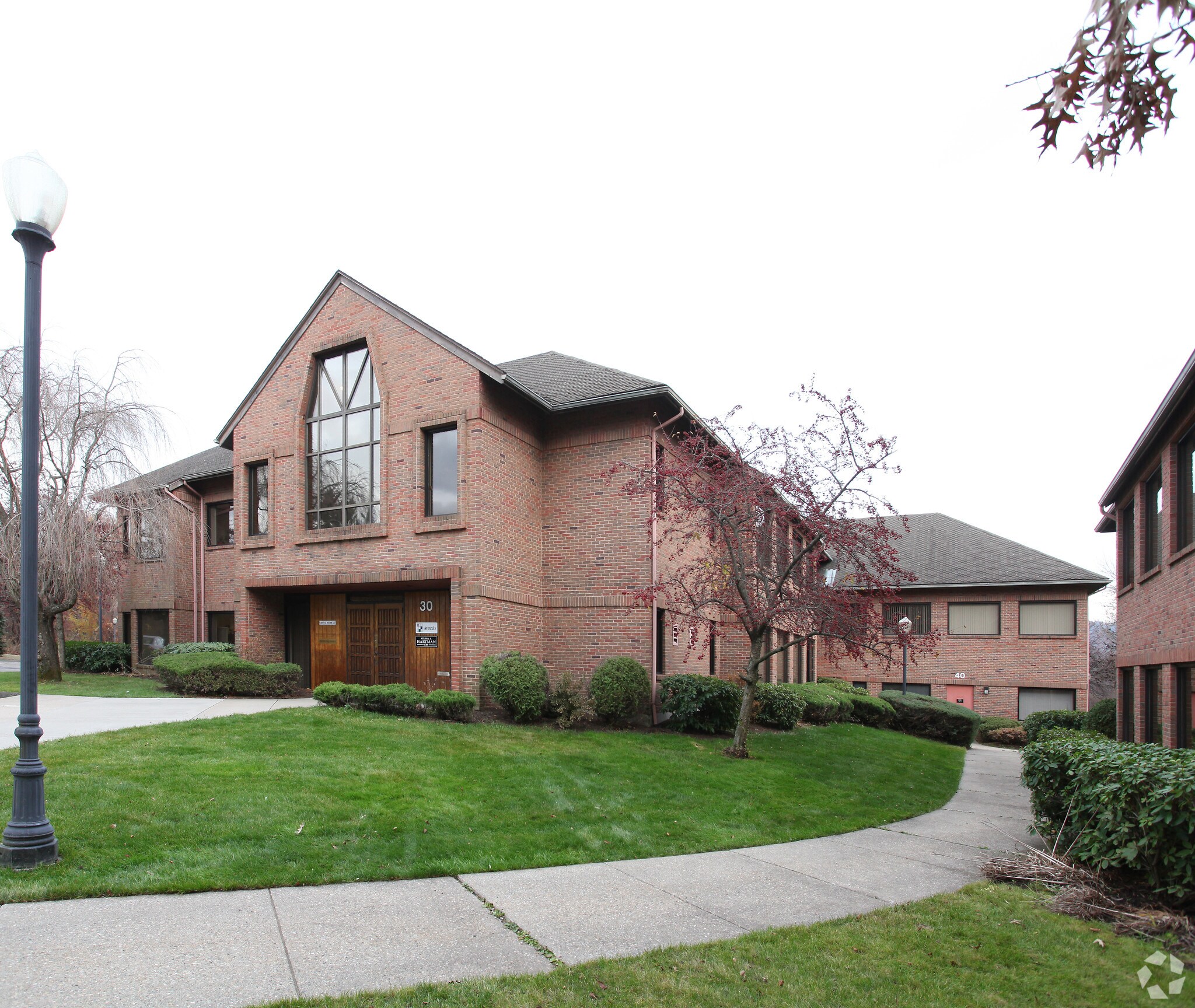 30 Avon Meadow Ln, Avon, CT à louer Photo du bâtiment- Image 1 de 5