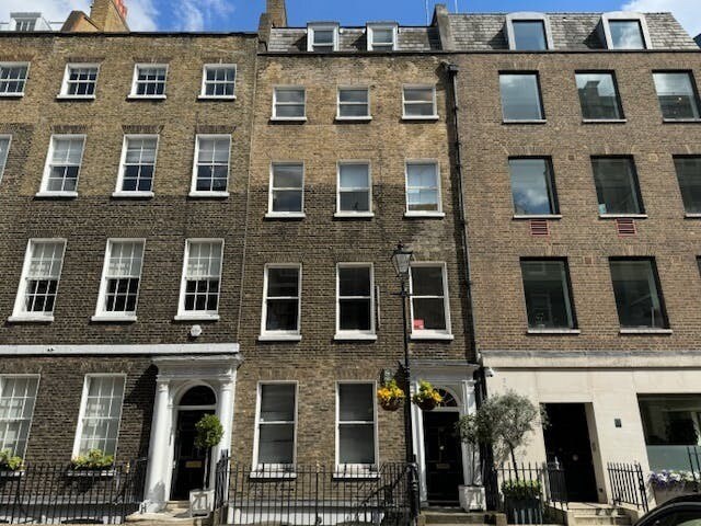 34 Ely Pl, Londres à louer - Photo du bâtiment - Image 3 de 18