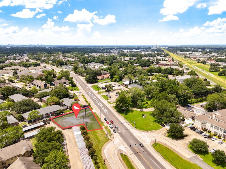 10526 Jefferson Hwy, Baton Rouge, LA à vendre - Photo du bâtiment - Image 3 de 4