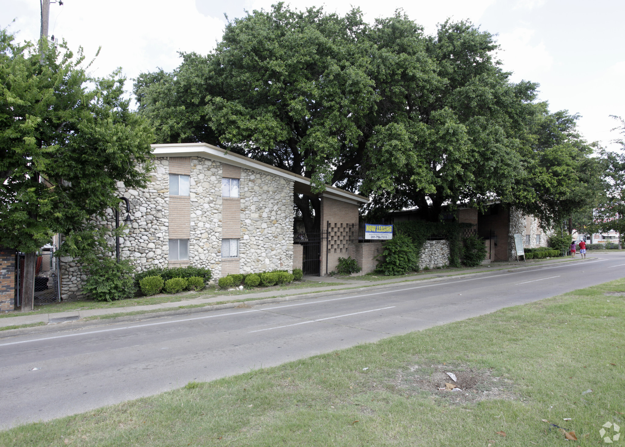 6702 Renwick Dr, Houston, TX for sale Primary Photo- Image 1 of 1