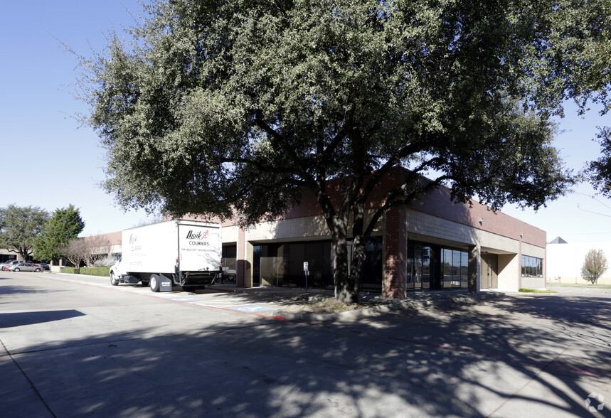 12035 Shiloh Rd, Dallas, TX for lease - Primary Photo - Image 1 of 15