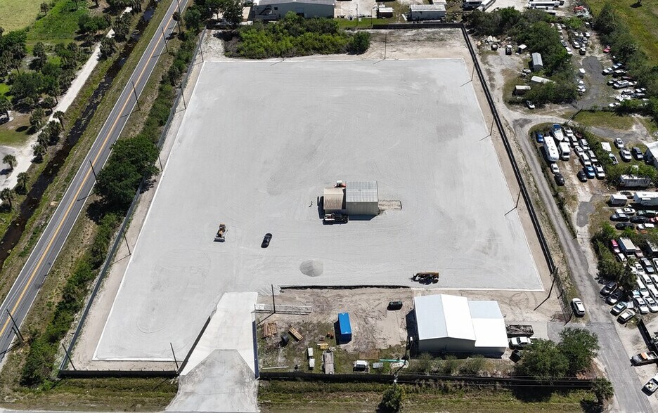 2655 Parrish Rd, Cocoa, FL à louer - Aérien - Image 2 de 4