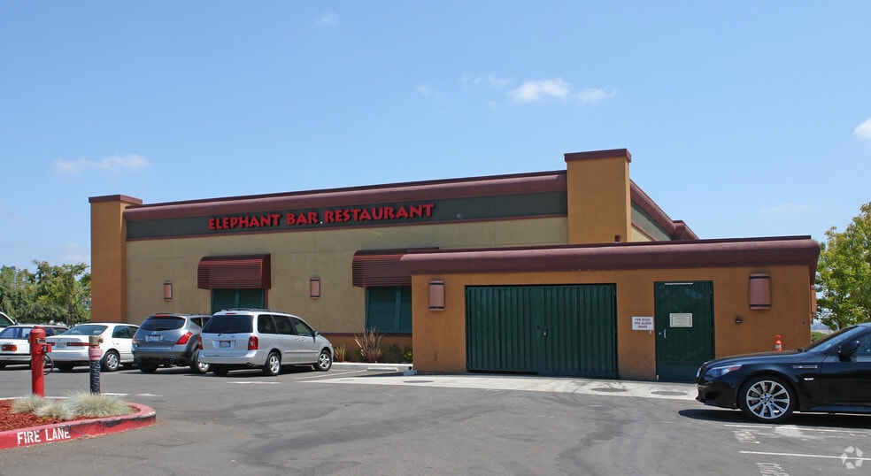 24177 Southland Dr, Hayward, CA à vendre - Photo du bâtiment - Image 2 de 2