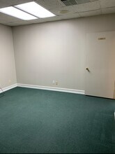 409 N Loop 336 W, Conroe, TX for lease Building Photo- Image 1 of 1