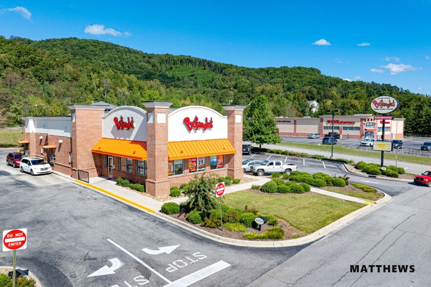 9375 Dayton Pike, Soddy Daisy, TN à vendre - Photo du bâtiment - Image 2 de 3