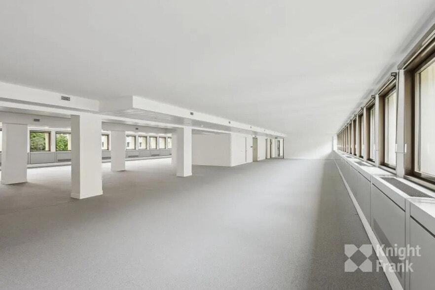 50 Avenue Daumesnil, Paris for lease - Building Photo - Image 2 of 12