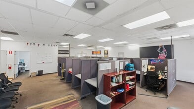 7285 Dean Martin Dr, Las Vegas, NV for lease Interior Photo- Image 1 of 10