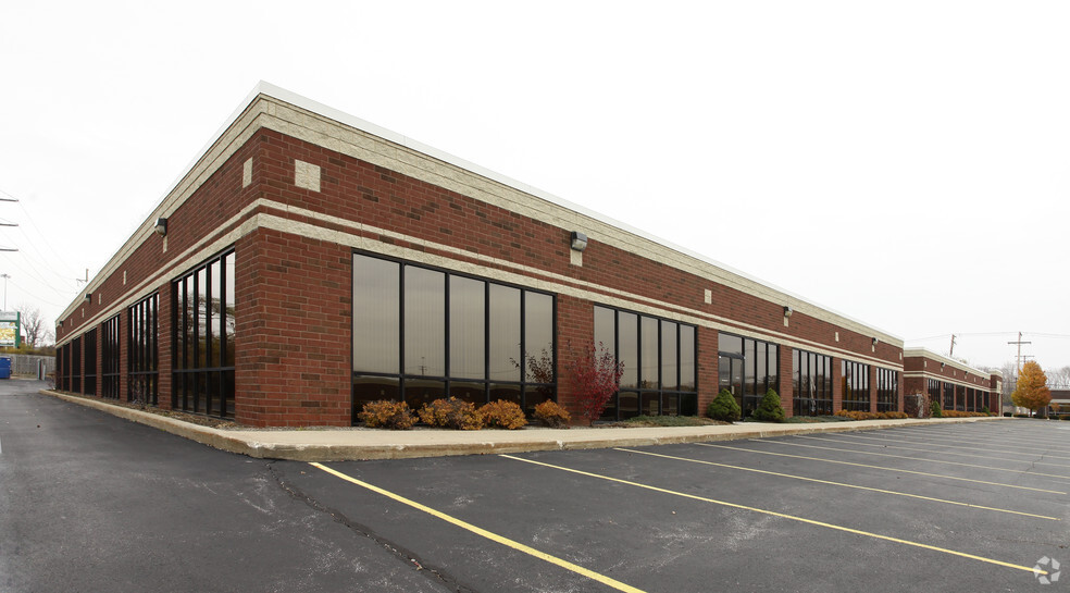 4700 Richmond Rd, Warrensville Heights, OH for lease - Building Photo - Image 3 of 5