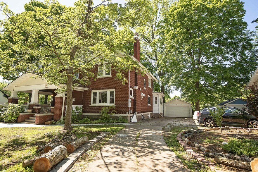 1348 E Cherry St, Springfield, MO à louer - Photo du bâtiment - Image 3 de 30