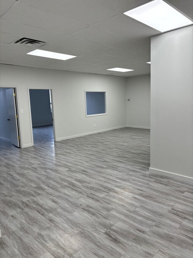 More details for 225 County Road 522, Manalapan Township, NJ - Industrial for Lease