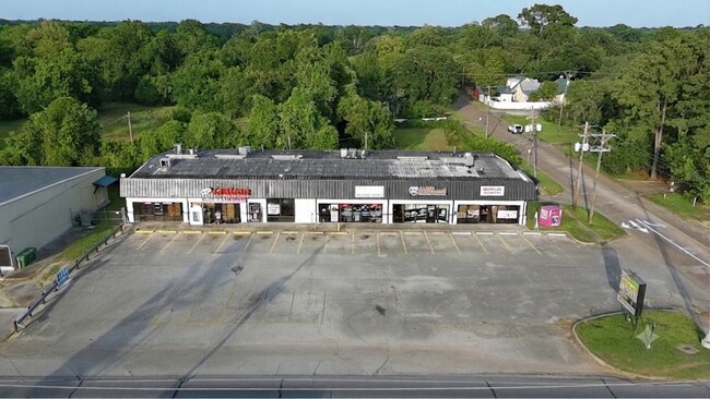 More details for 800 Main St, Liberty, TX - Retail for Sale