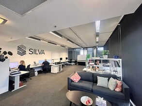 115-117 Old Pittwater Rd, Northern Beaches for lease Interior Photo- Image 2 of 3