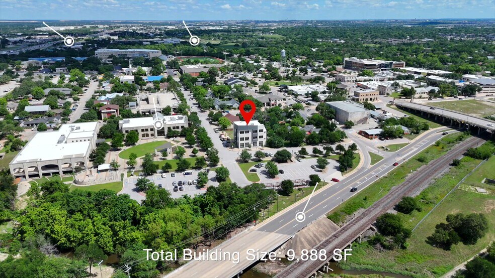 211 S Brown St, Round Rock, TX à vendre - Vidéo sur l’inscription commerciale - Image 2 de 37