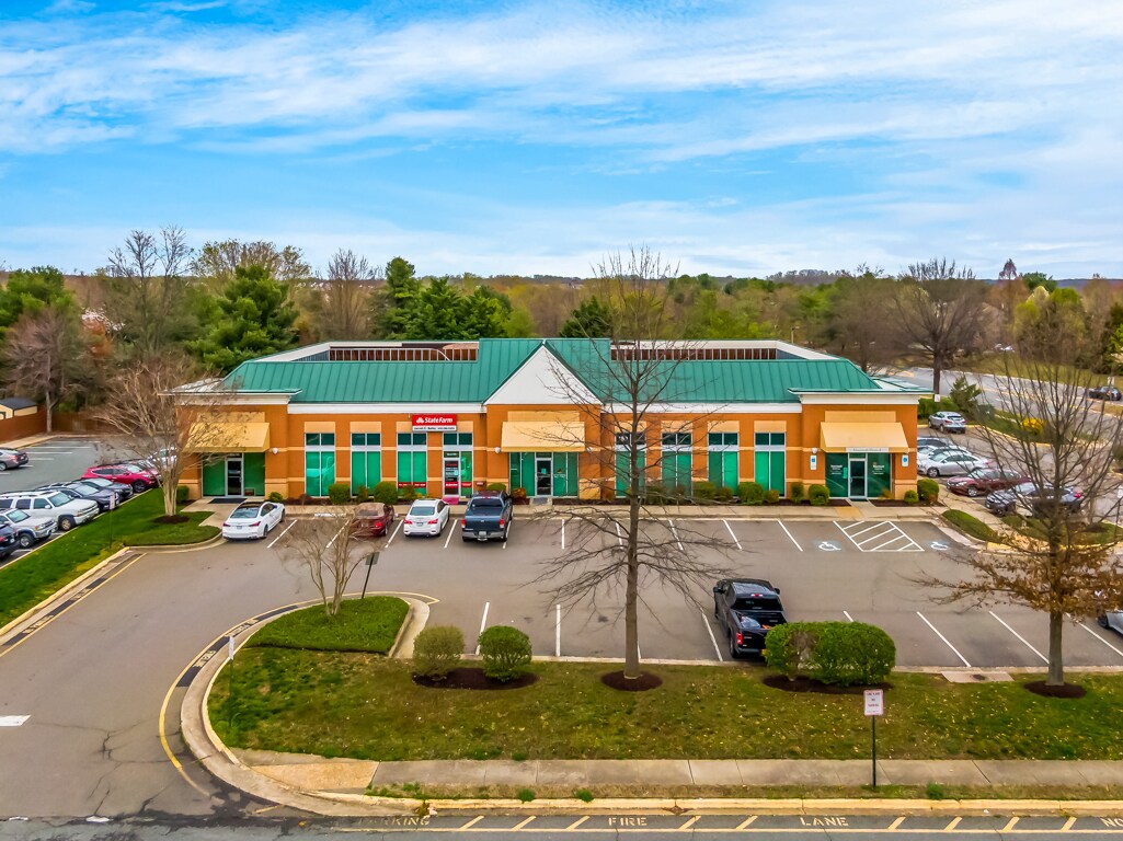 159 Lichfield Blvd, Fredericksburg, VA à louer Photo principale- Image 1 de 12