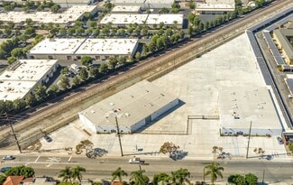 Plus de détails pour 922-926 S Lyon St, Santa Ana, CA - Industriel à louer