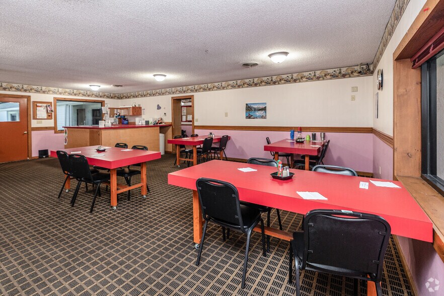 452 Ossie Davis Pky, Waycross, GA à vendre - Photo intérieure - Image 3 de 20