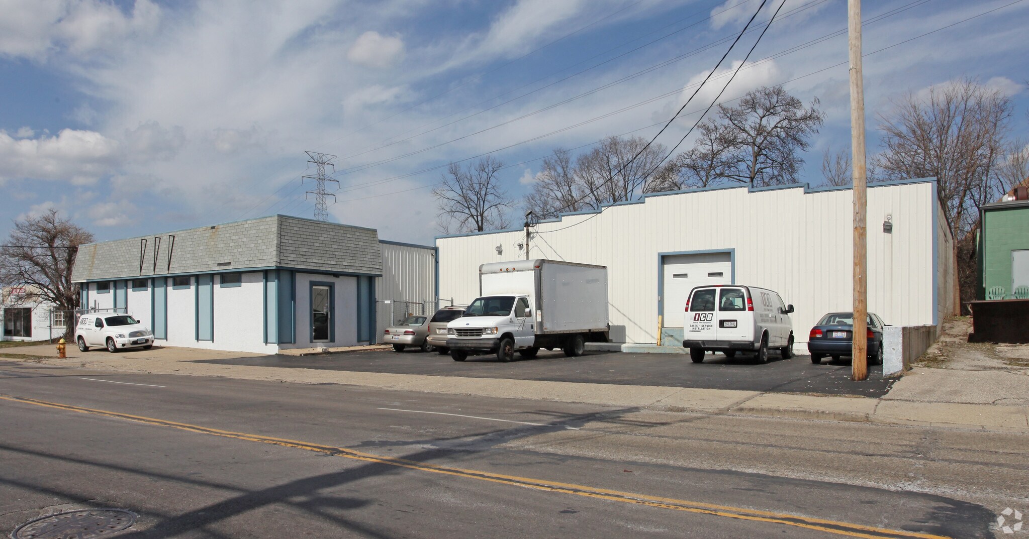 1756 Tennessee Ave, Cincinnati, OH à vendre Photo du bâtiment- Image 1 de 1