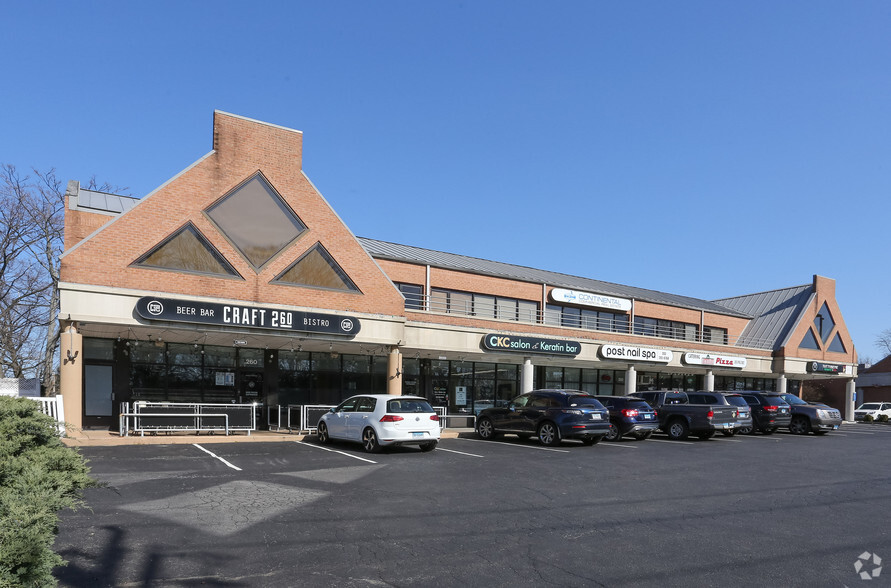 236-268 Post Rd, Fairfield, CT for sale - Building Photo - Image 1 of 1