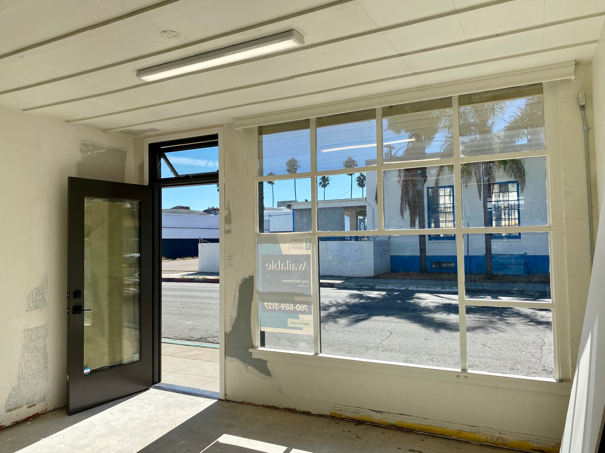 106 S Freeman St, Oceanside, CA à louer Photo intérieure- Image 1 de 5