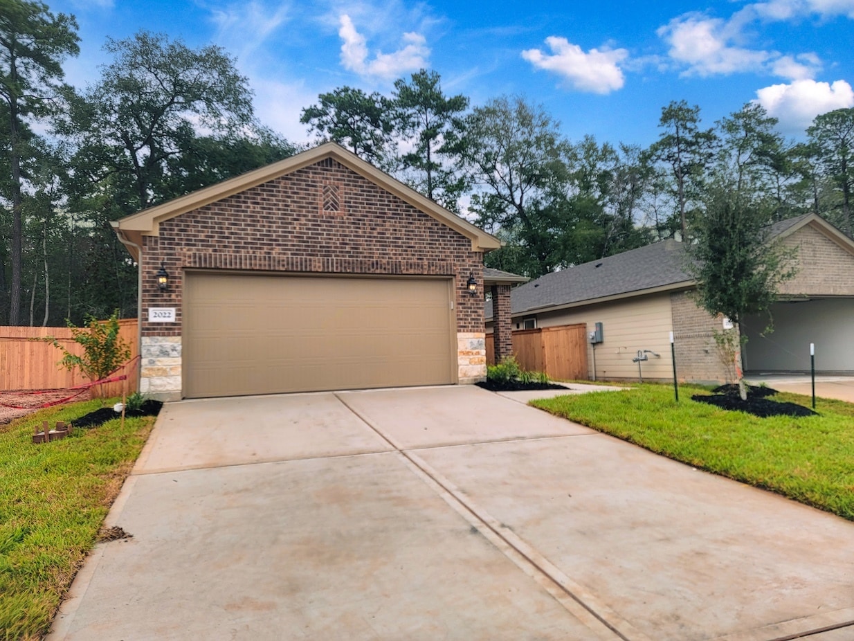 2022 W Darlington Oak Ct, Conroe, TX for sale Primary Photo- Image 1 of 2