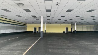 Plus de détails pour 5701-5755 Sunrise Hwy, Holbrook, NY - Commerce de détail à louer